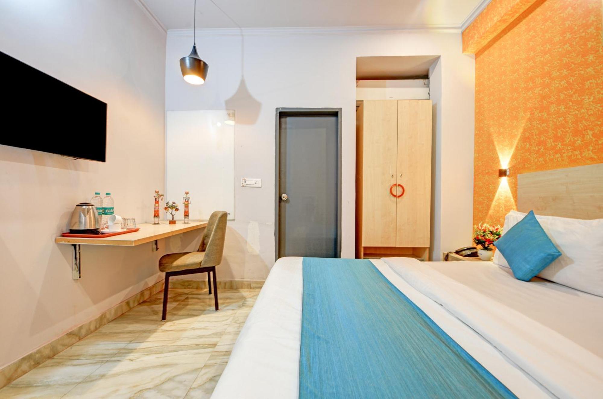 Royal Spark Inn1 - Medicity Gurugram, Near Medanta Hospital Gurgaon Esterno foto
