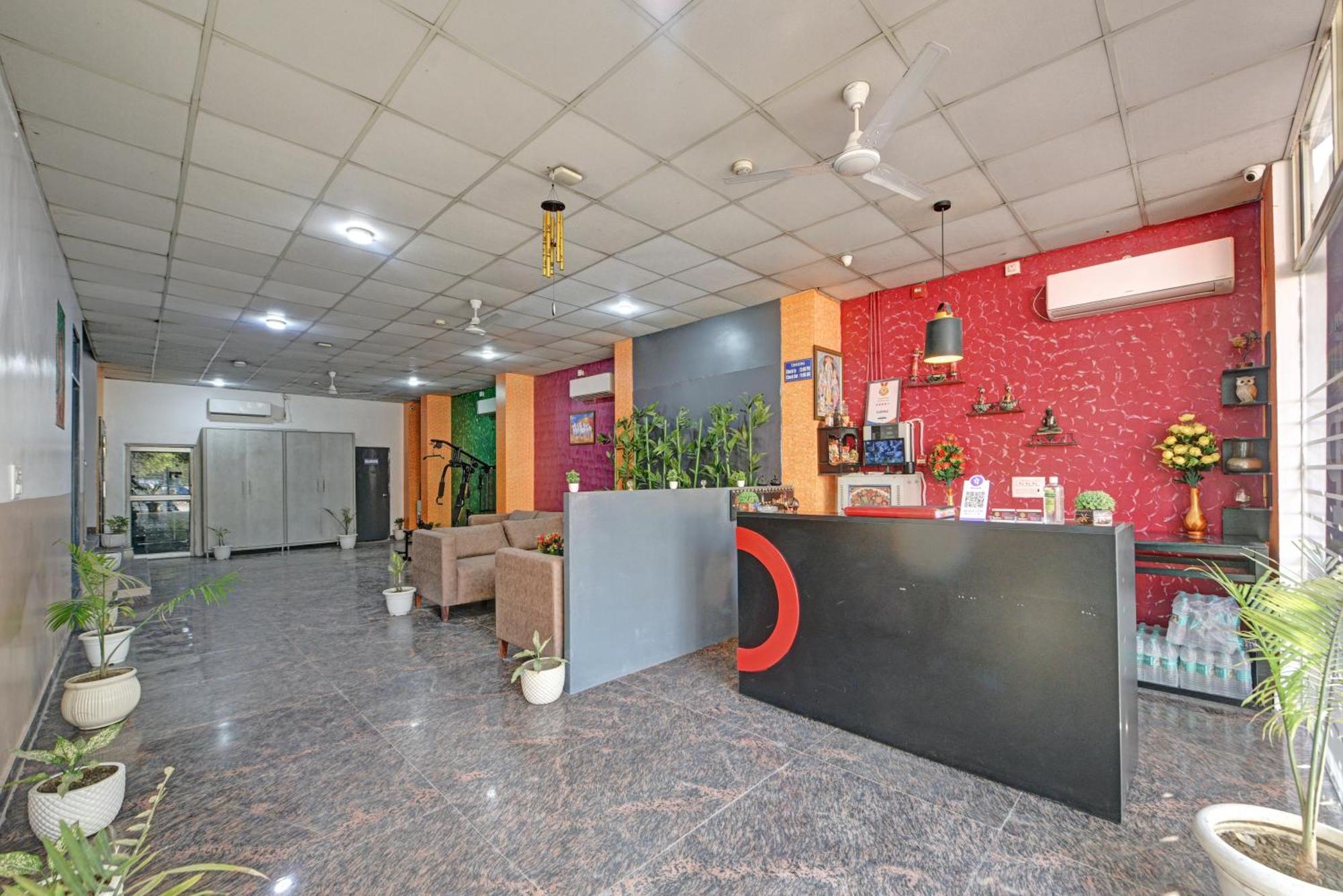 Royal Spark Inn1 - Medicity Gurugram, Near Medanta Hospital Gurgaon Esterno foto