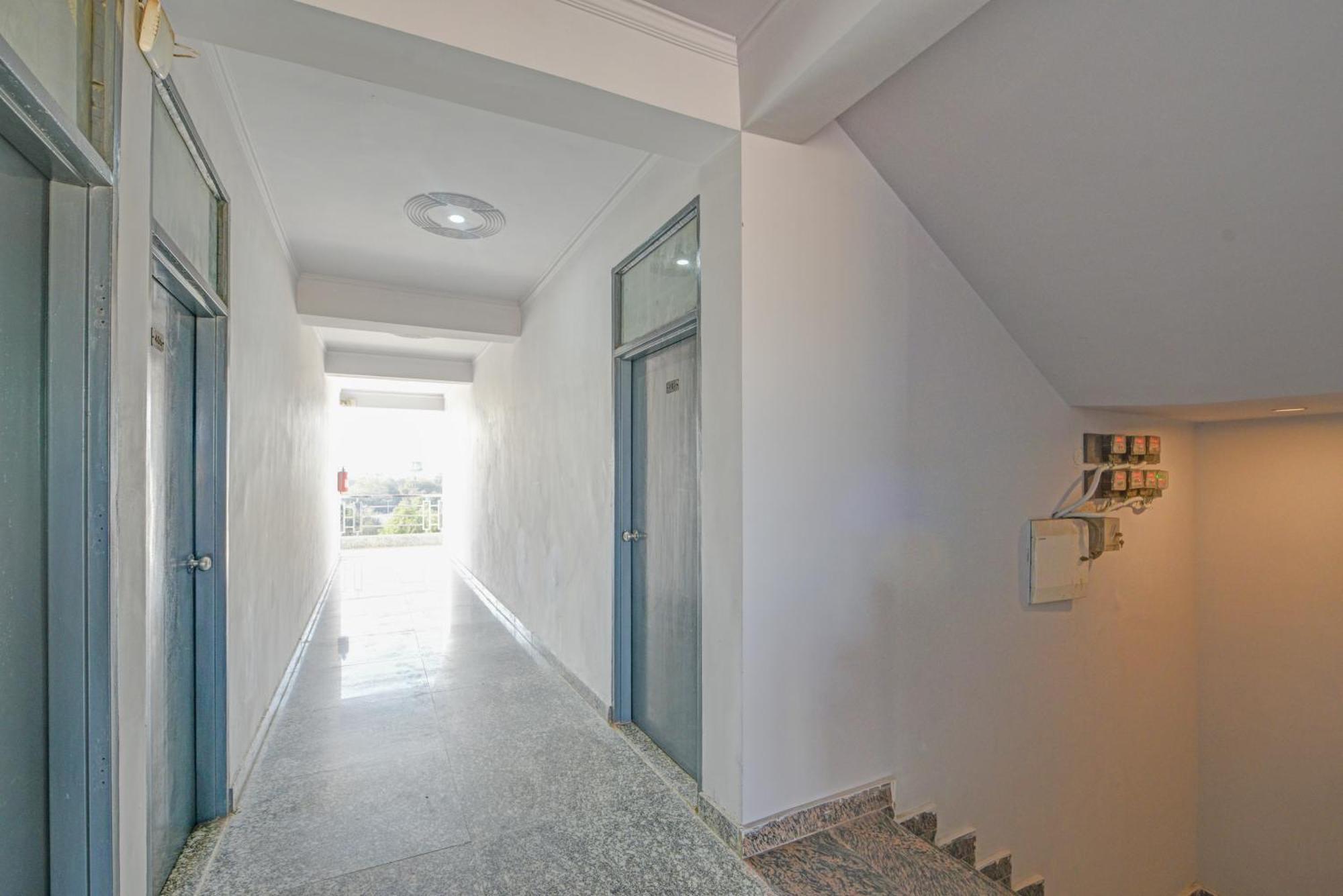 Royal Spark Inn1 - Medicity Gurugram, Near Medanta Hospital Gurgaon Esterno foto