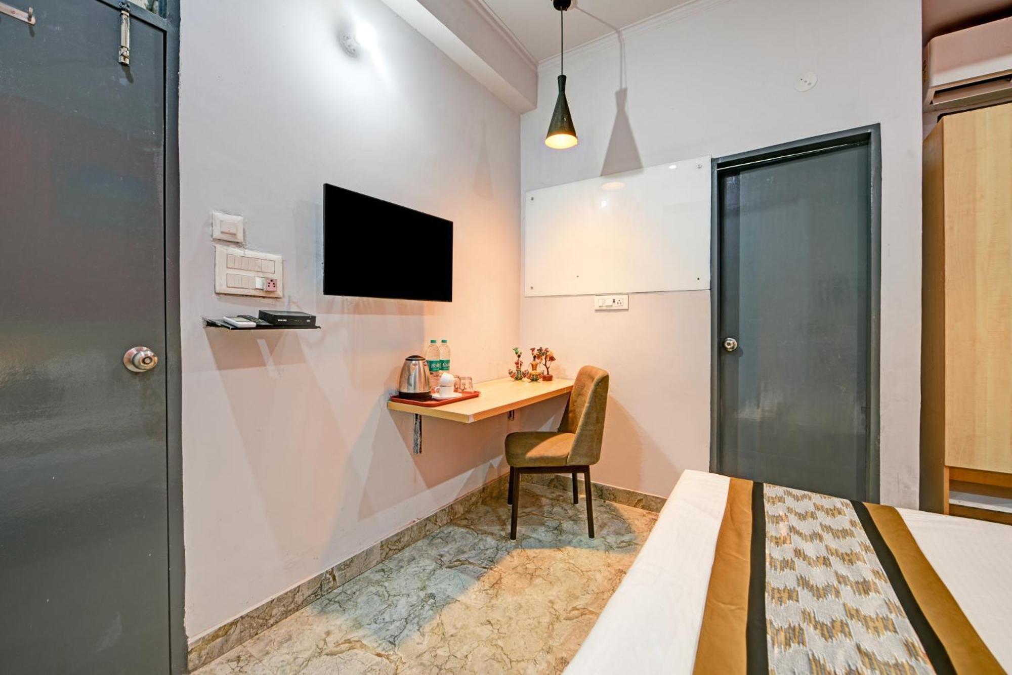Royal Spark Inn1 - Medicity Gurugram, Near Medanta Hospital Gurgaon Esterno foto