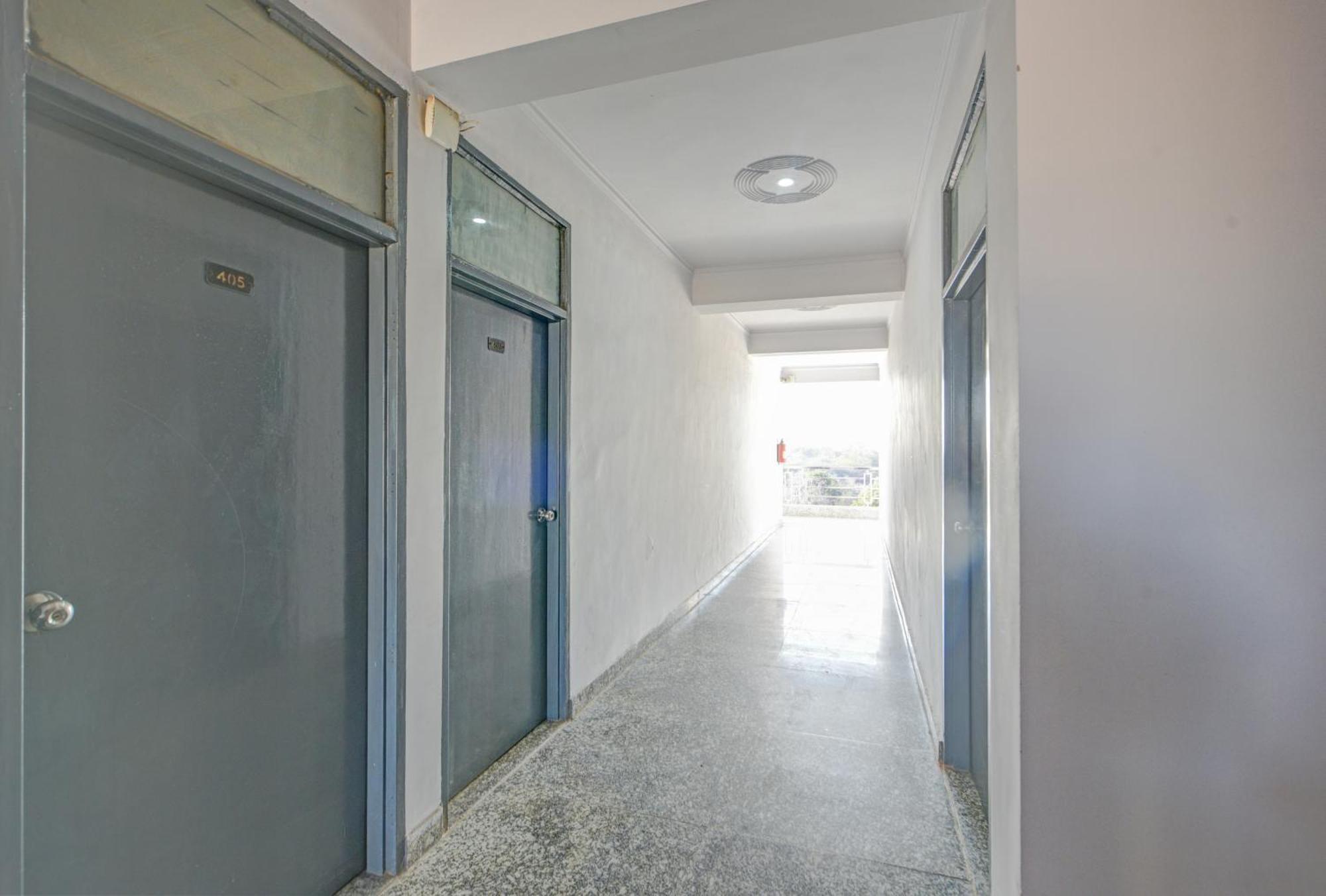 Royal Spark Inn1 - Medicity Gurugram, Near Medanta Hospital Gurgaon Esterno foto